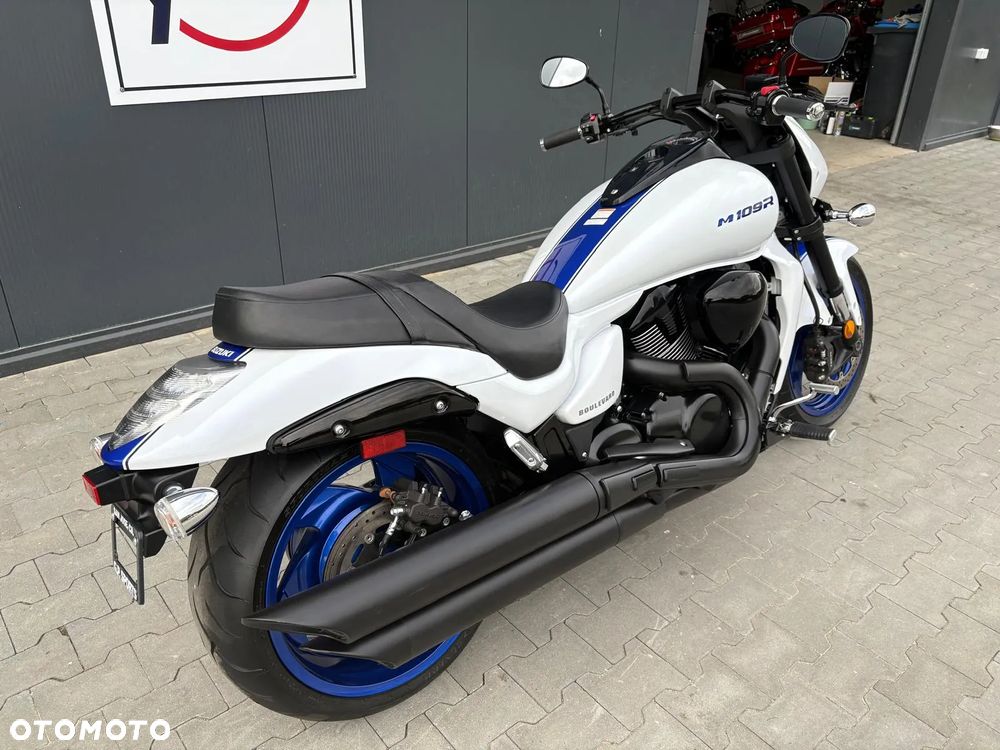 Suzuki Boulevard - 6