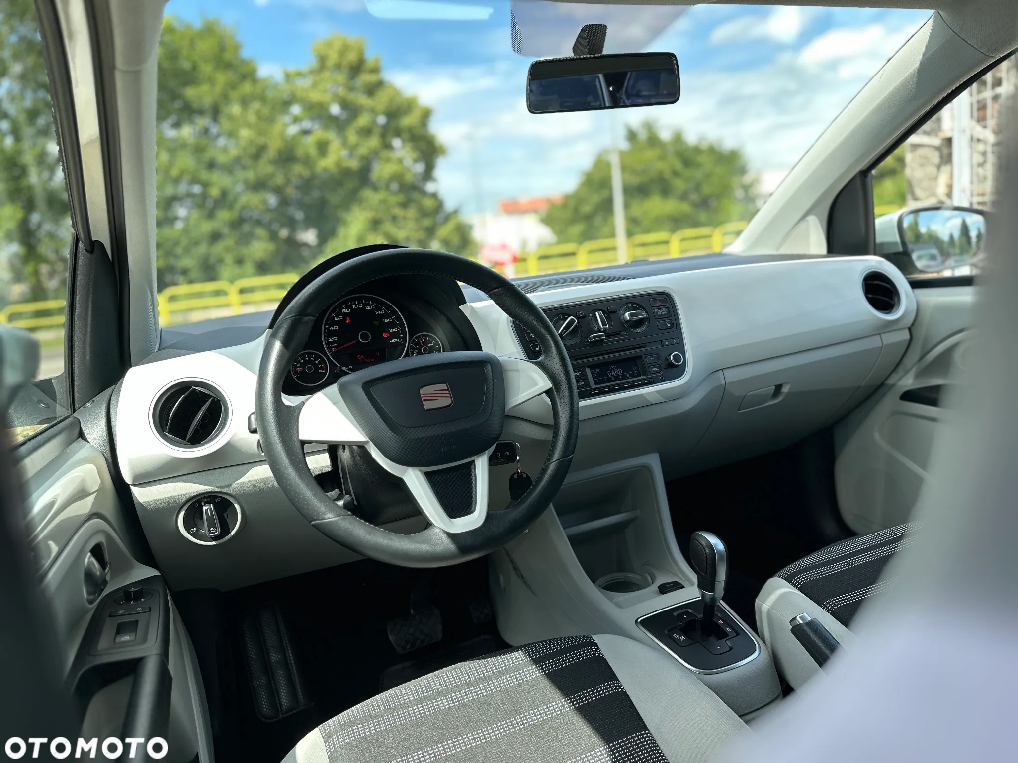 Seat Mii 1.0 Automatik 4You White - 20