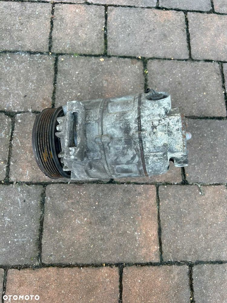 Sprężarka kompresor klimatyzacji Renault Scenic 3 Megane Nissan 2.0 - 3