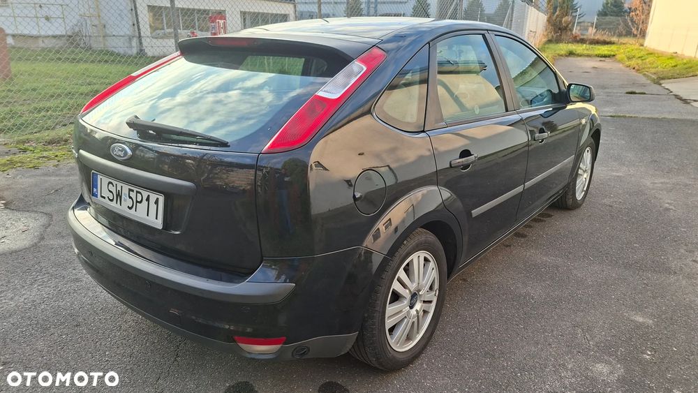Ford Focus 1.6 Ambiente - 8