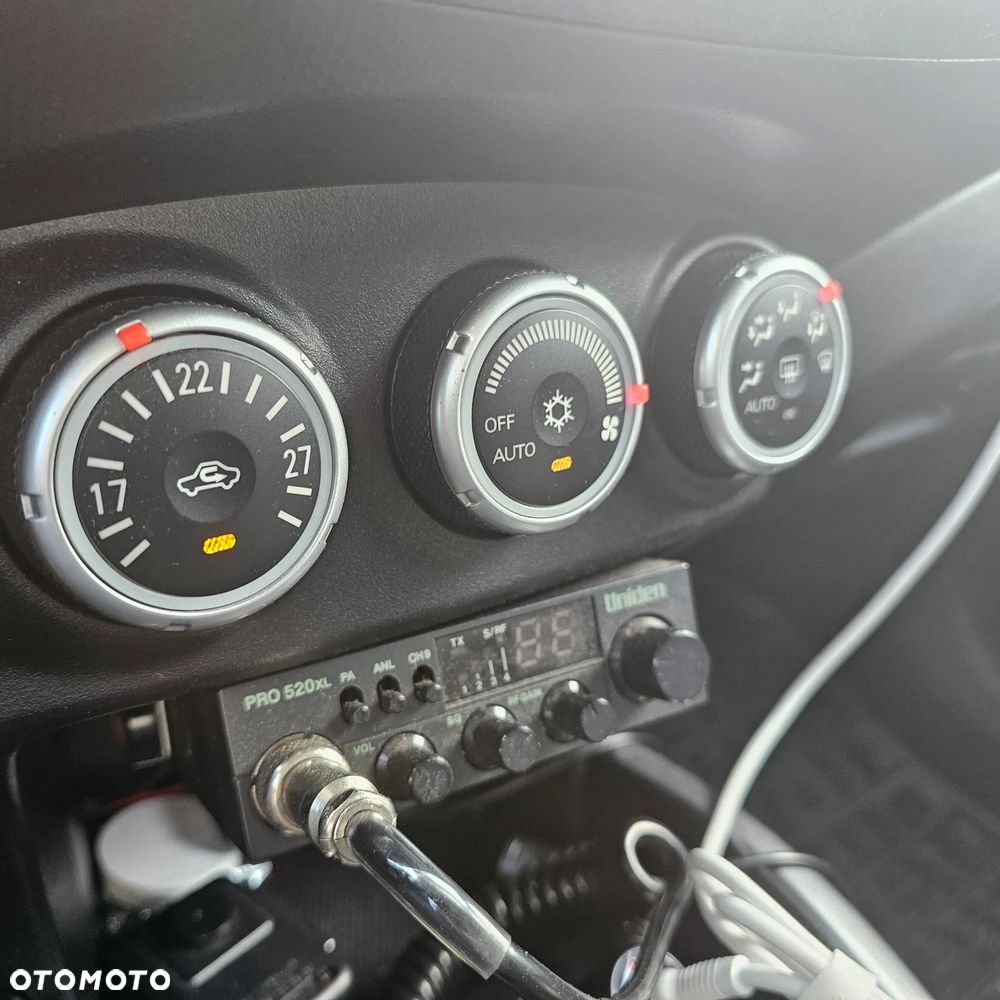 Citroën C-Crosser 2.2 HDi Exclusive - 17