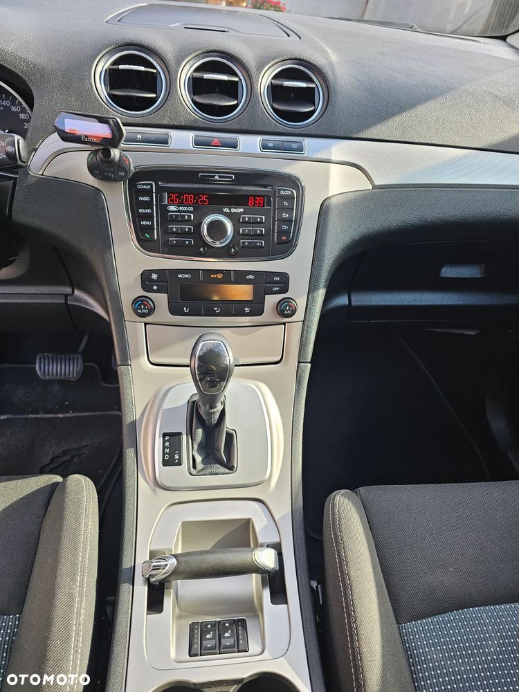 Ford S-Max 2.0 TDCi DPF Titanium - 12