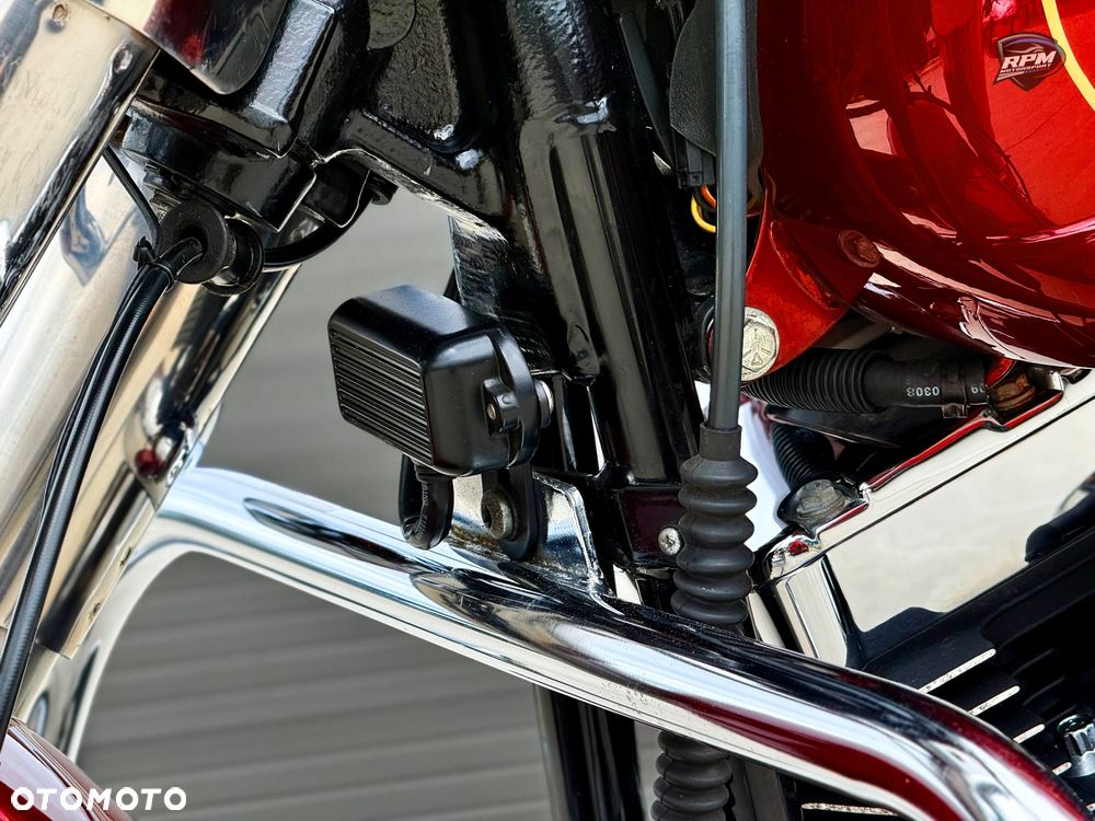 Harley-Davidson Softail Heritage Classic - 24