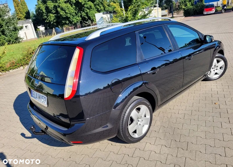 Ford Focus - 12