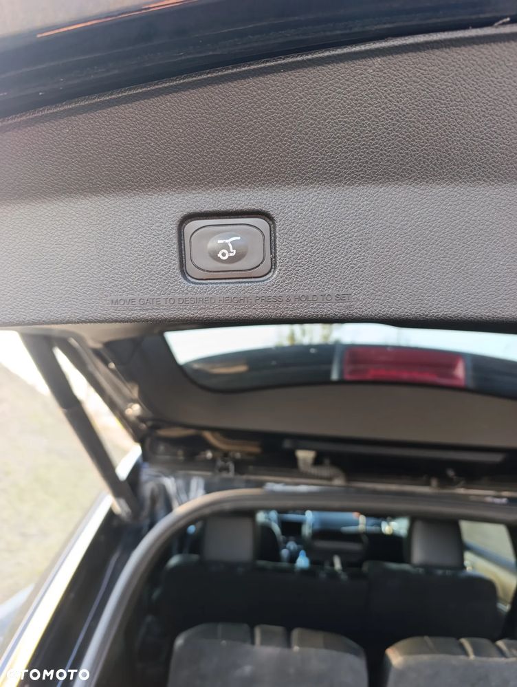 Ford Explorer - 12