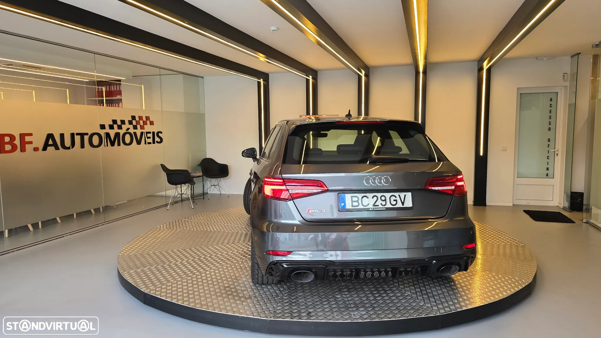 Audi RS3 Sportback 2.5 TFSI quattro S tronic - 13