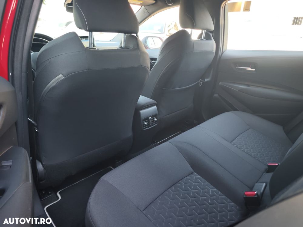 Toyota Corolla 1.8 Business Edition - 15