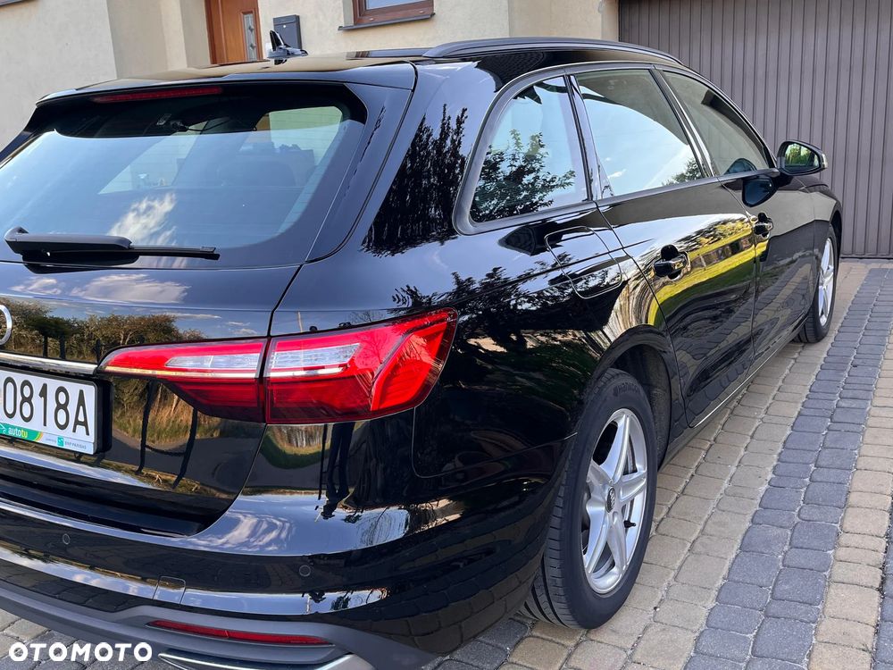 Audi A4 Avant 35 TDI mHEV S tronic - 2
