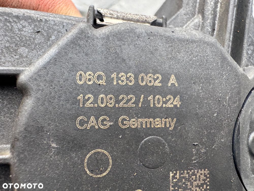 PRZEPUSTNICA CUPRA ATECA 2.0 TFSI 06Q133062A - 5