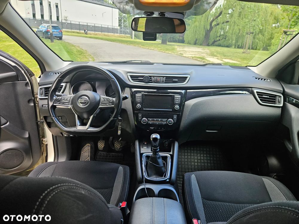 Nissan Qashqai 1.3 DIG-T Acenta EU6d - 15
