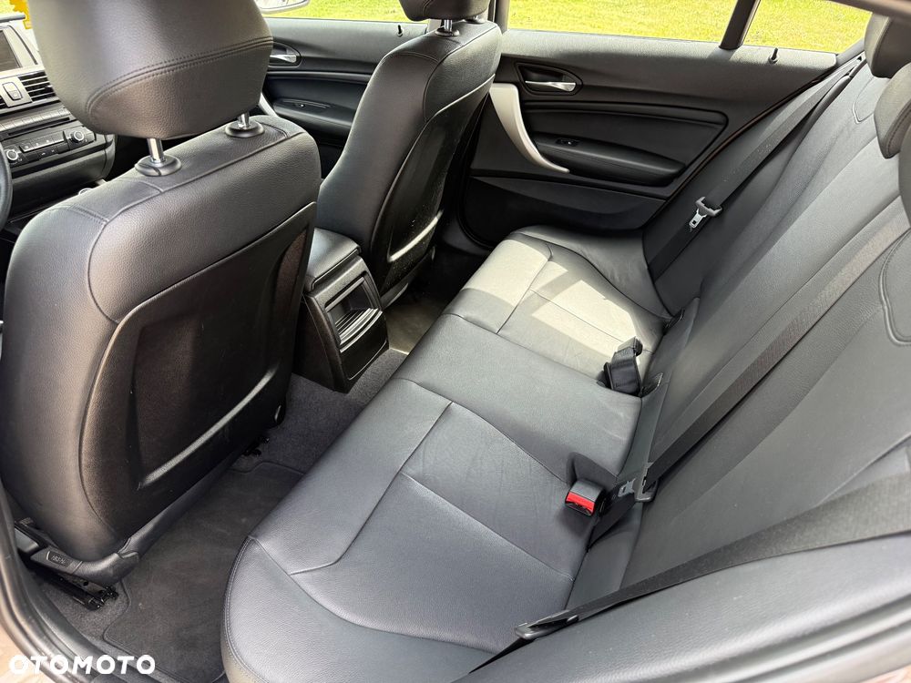 BMW Seria 1 116i Sport Line - 19