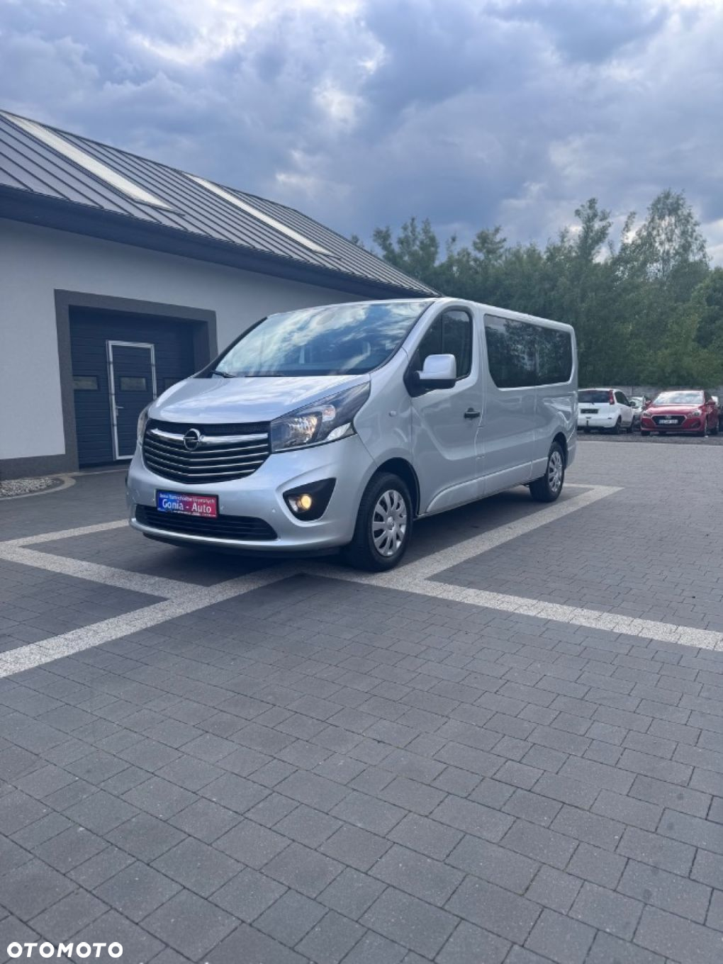 Opel Vivaro - 2