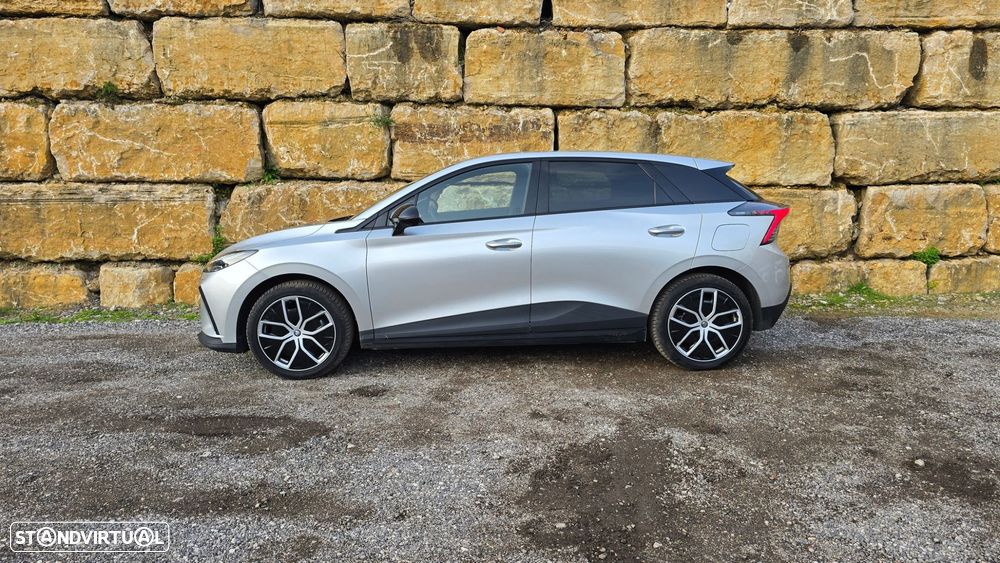 MG MG4 64 kWh Luxury - 3