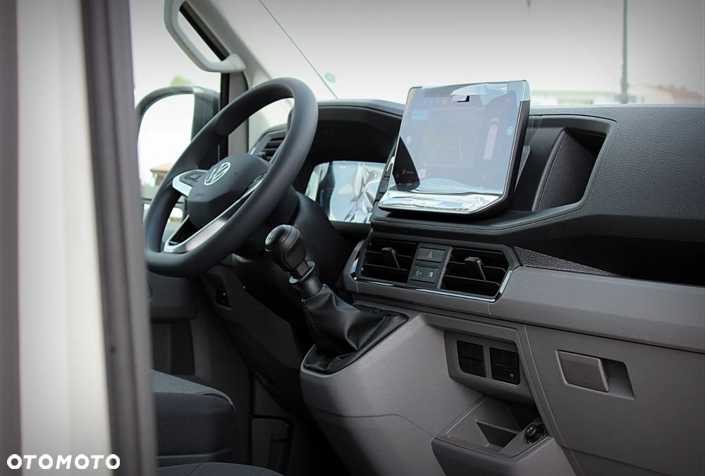 Volkswagen Crafter 2.0 TDI 140 KM 3640 mm / furgon - 9