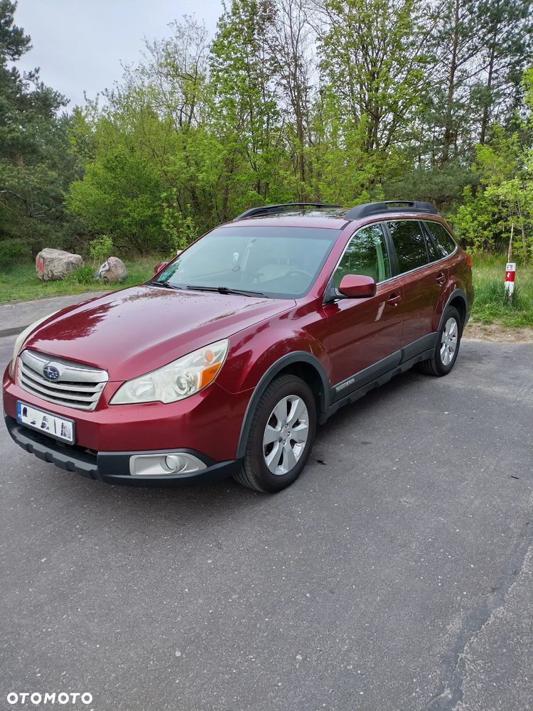 Subaru Outback - 1