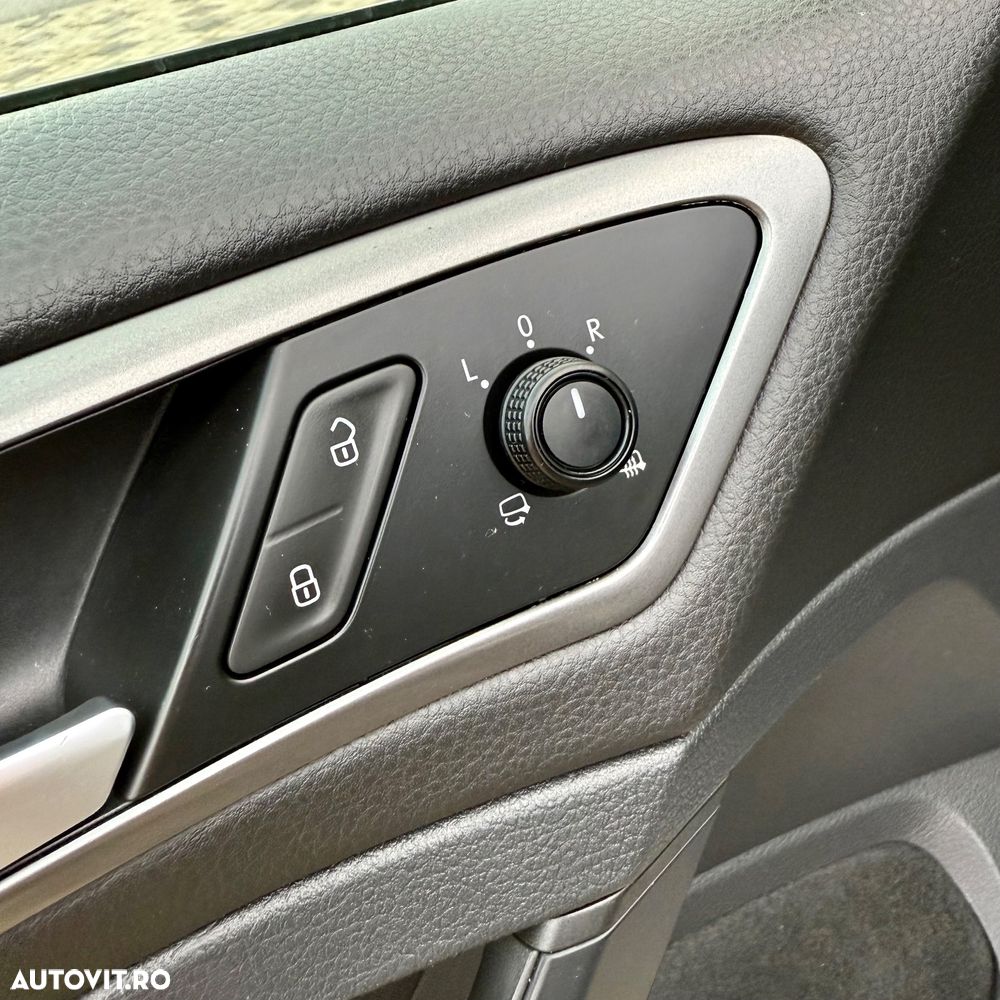 Volkswagen Golf Variant 1.6 BlueTDI DSG Comfortline - 13