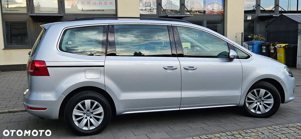 Volkswagen Sharan 2.0 TDI BlueMotion Technology Comfortline - 22