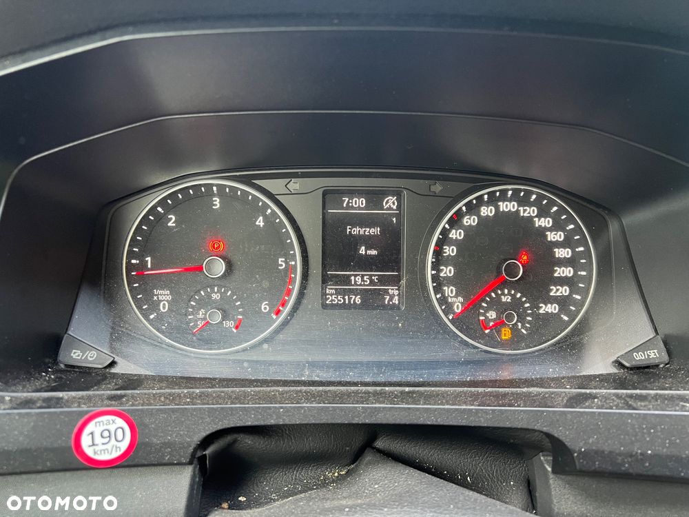 Volkswagen Transporter - 7