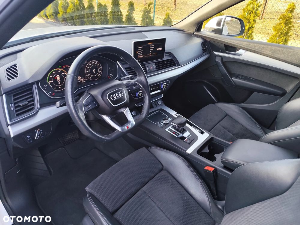 Audi Q5 55 TFSIe quattro S tronic S line business - 27