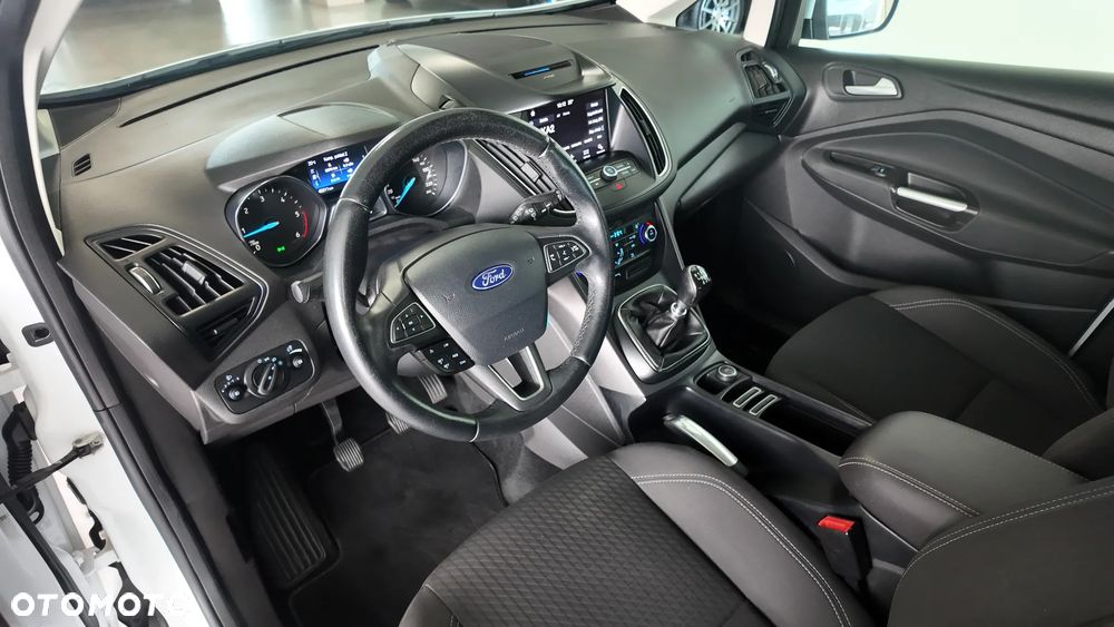 Ford C-MAX - 10