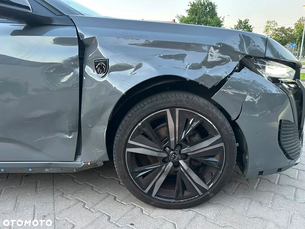 Peugeot 308 PureTech 130 EAT8 GT - 20