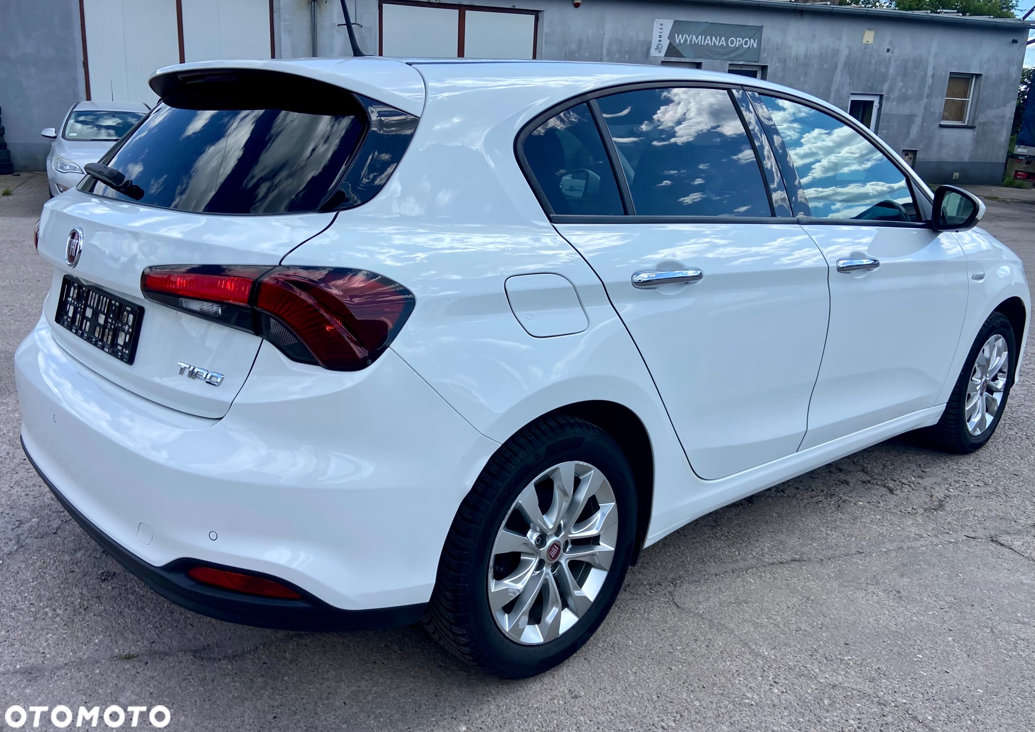 Fiat Tipo 1.3 MultiJet 16v Sport - 4