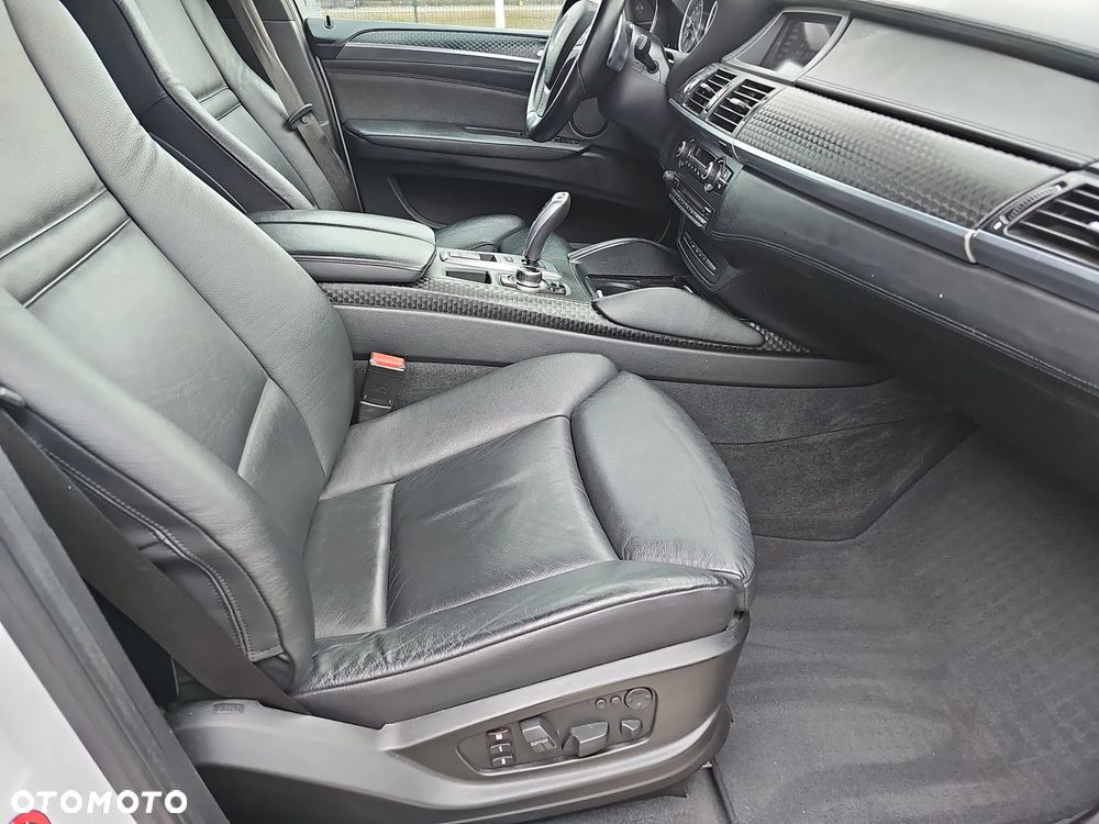 BMW X6M - 20