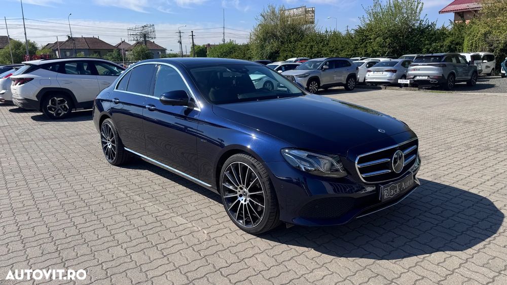 Mercedes-Benz E 300 Aut. - 2