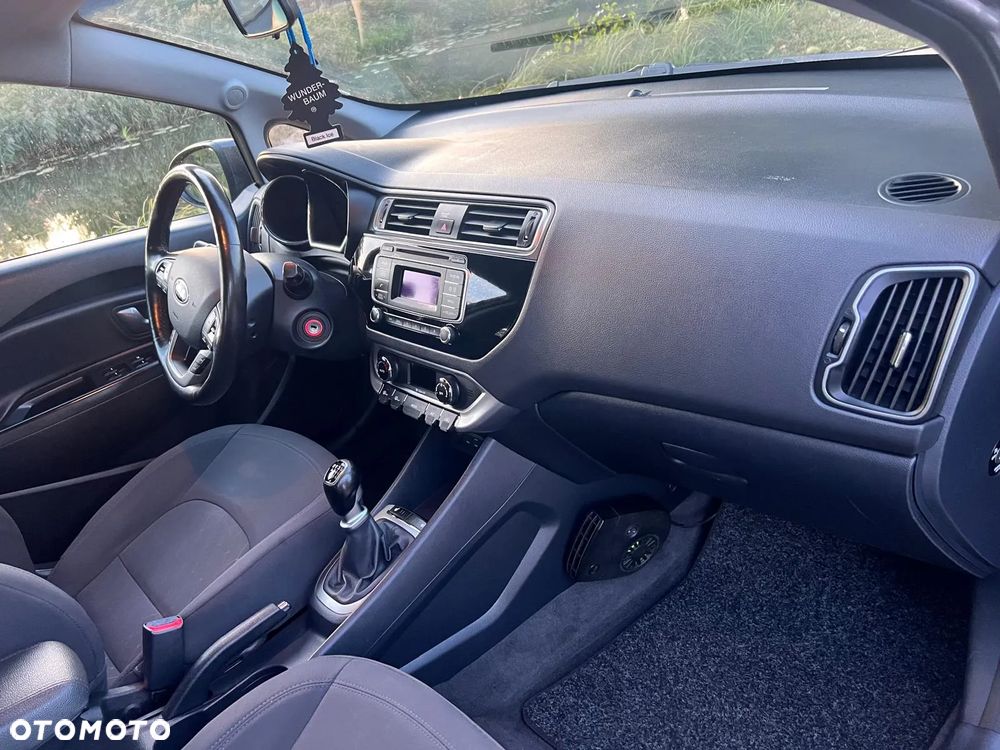 Kia Rio 1.4 crdi Business Line - 10