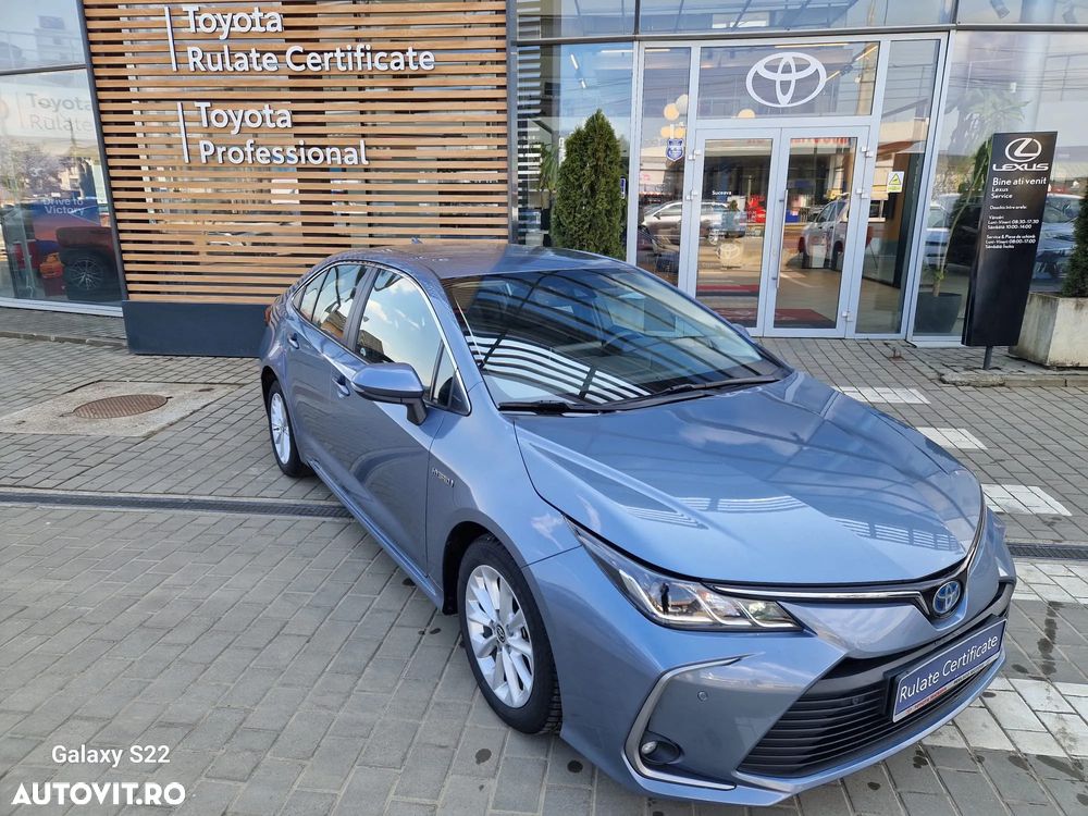 Toyota Corolla 1.8 HSD Dynamic - 1