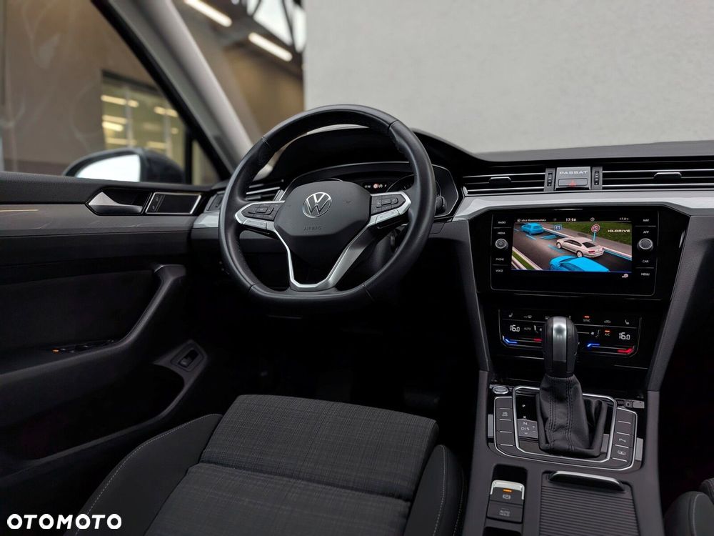Volkswagen Passat 2.0 TSI Business DSG - 13