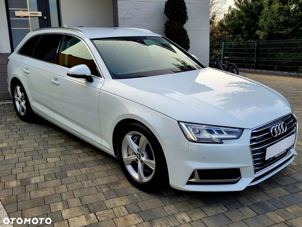 Audi A4 Avant 45 TFSI quattro S tronic - 4