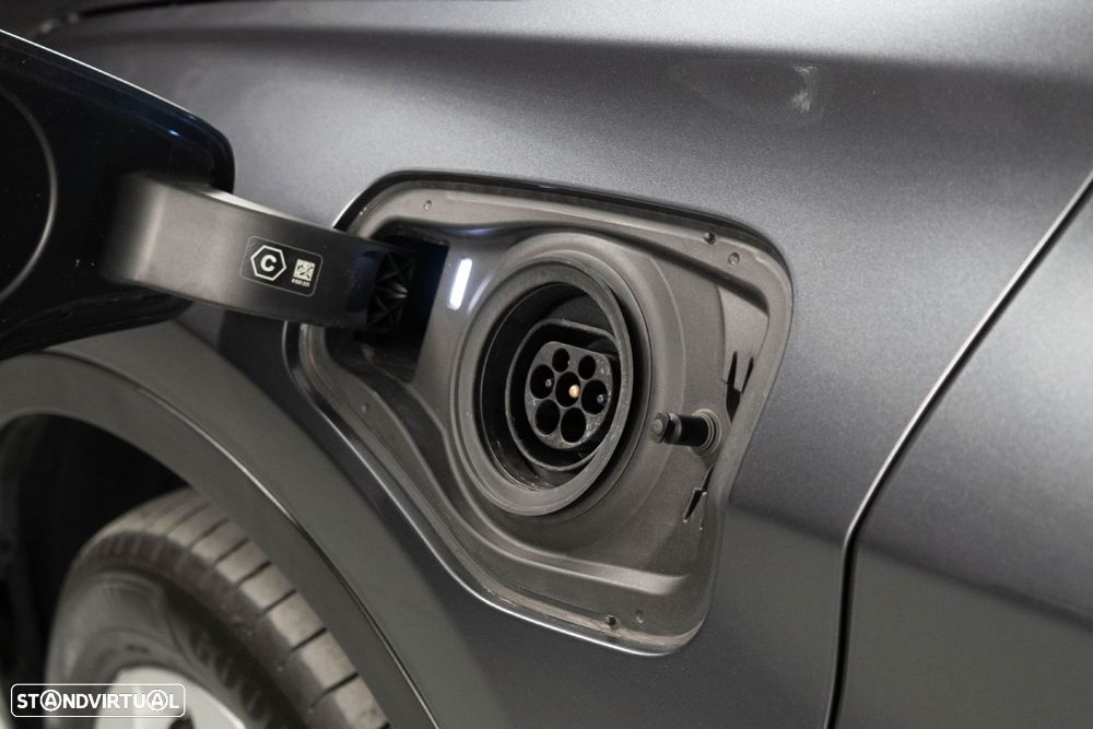 BMW X1 25 e xDrive Corporate Edition - 18