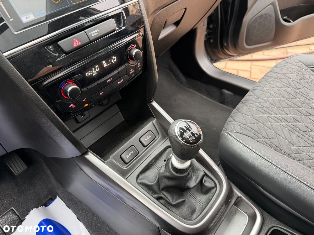 Suzuki Vitara 1.4 Boosterjet Hybrid Comfort+ "SHINKAI" - 36