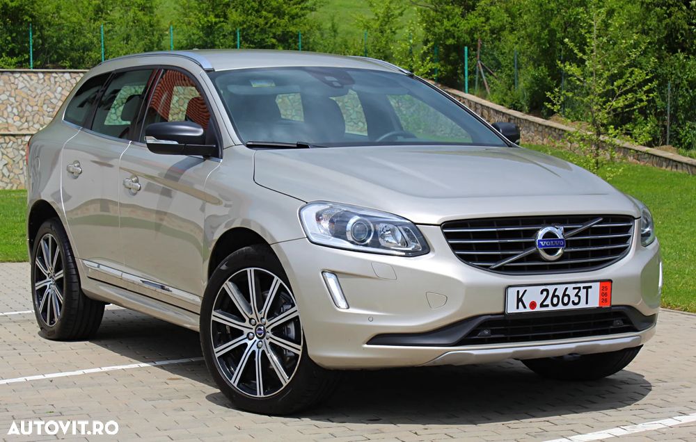 Volvo XC 60 D5 AWD Geartronic Summum - 1