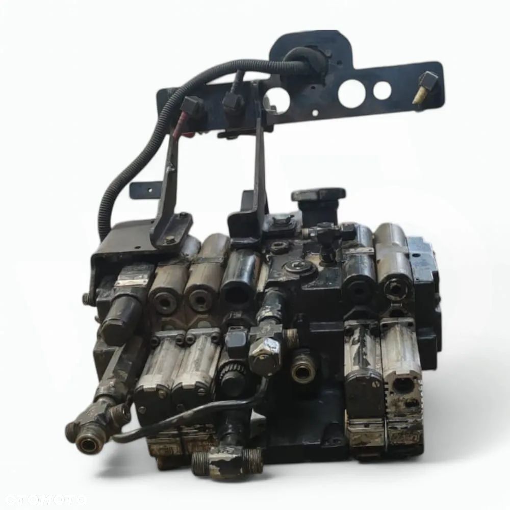 Rozdzielacz Rexroth 1525503610 Sekcja 87553794 87553795 New Holland TM 190 - 1