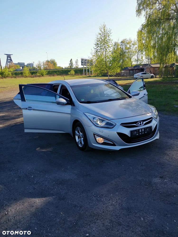 Hyundai i40 - 1
