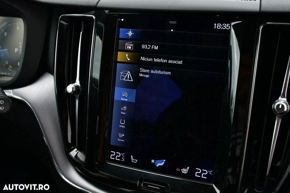 Volvo XC 60 B4 D AWD Geartronic Momentum Pro - 23