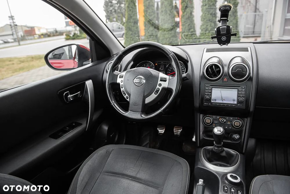 Nissan Qashqai 2.0 4 x 4 tekna - 16