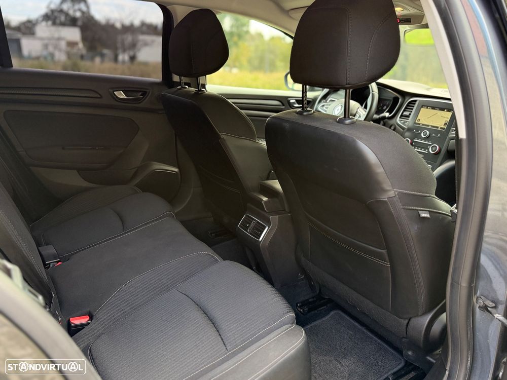 Renault Mégane 1.5 dCi Bose Edition J18 - 18