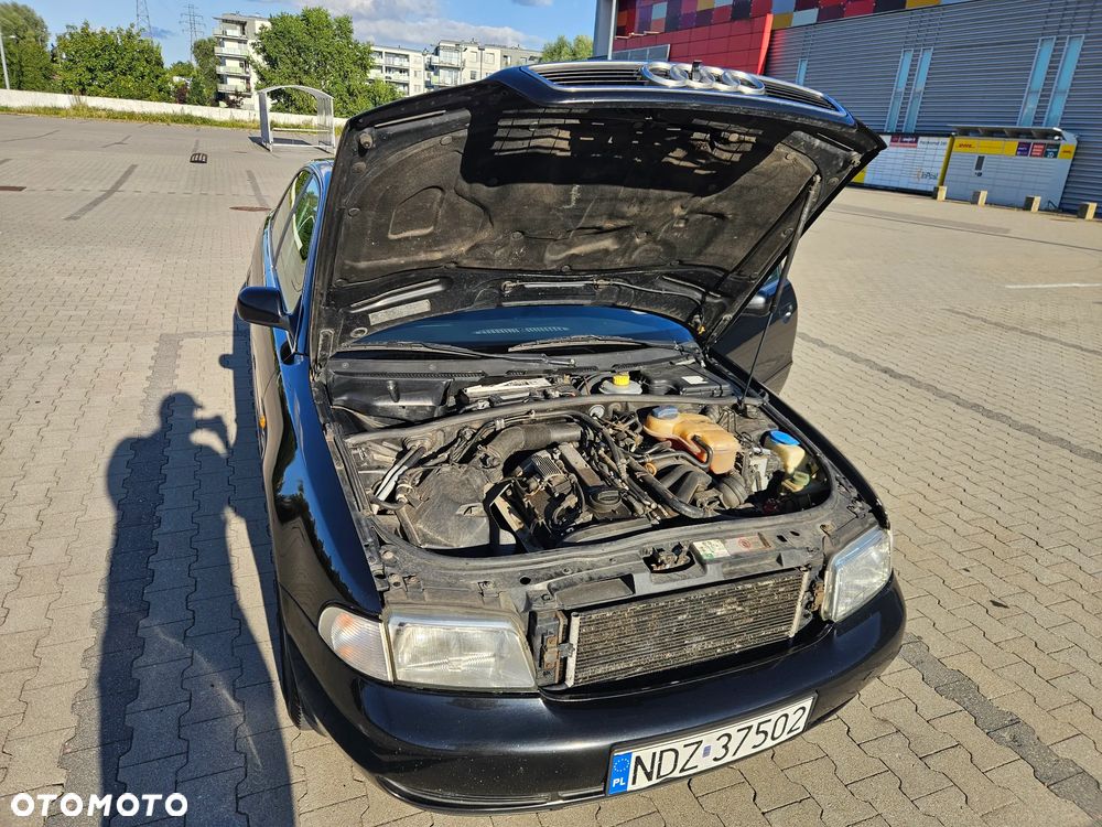 Audi A4 Limousine - 9