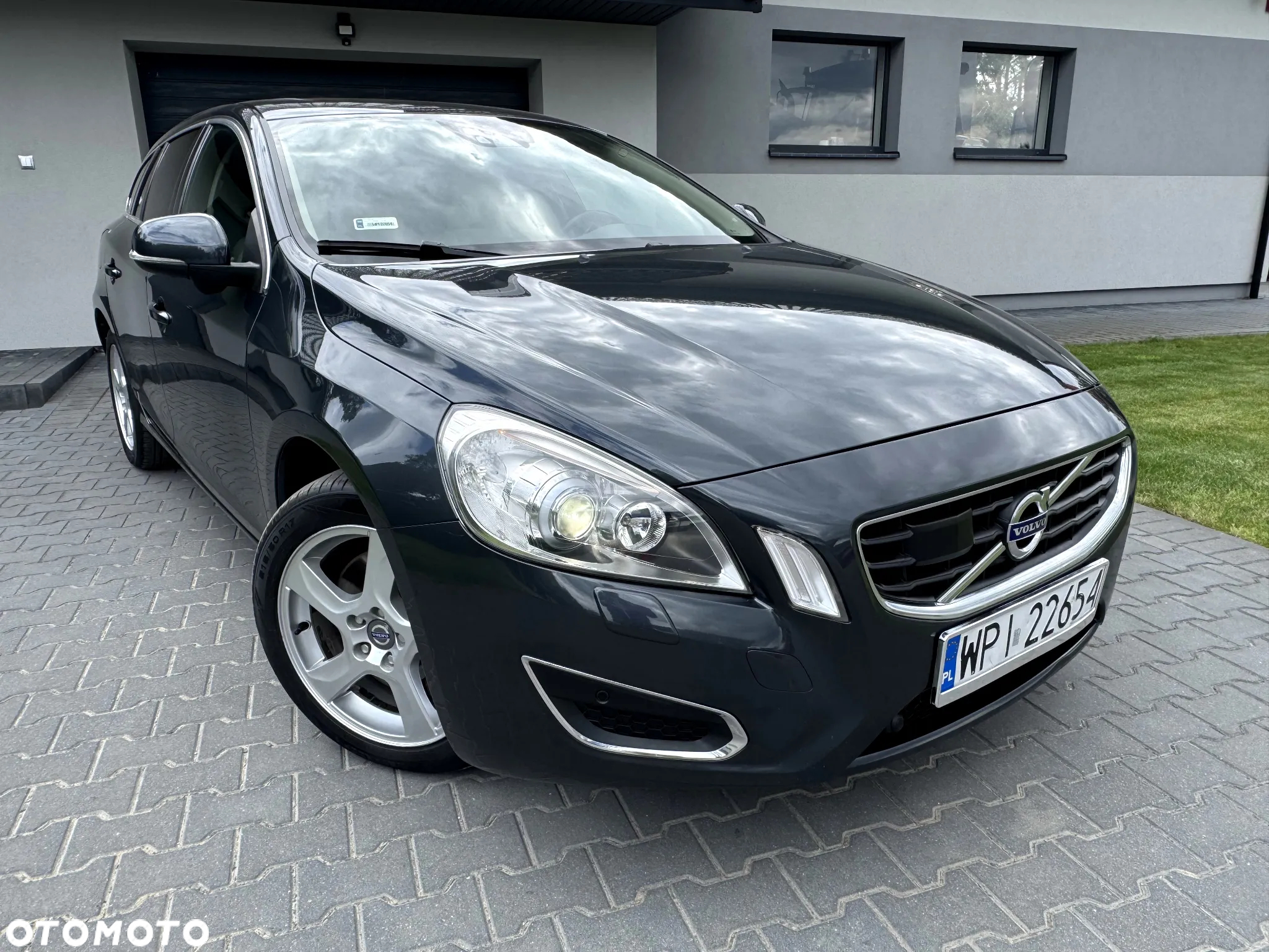 Volvo V60 - 13