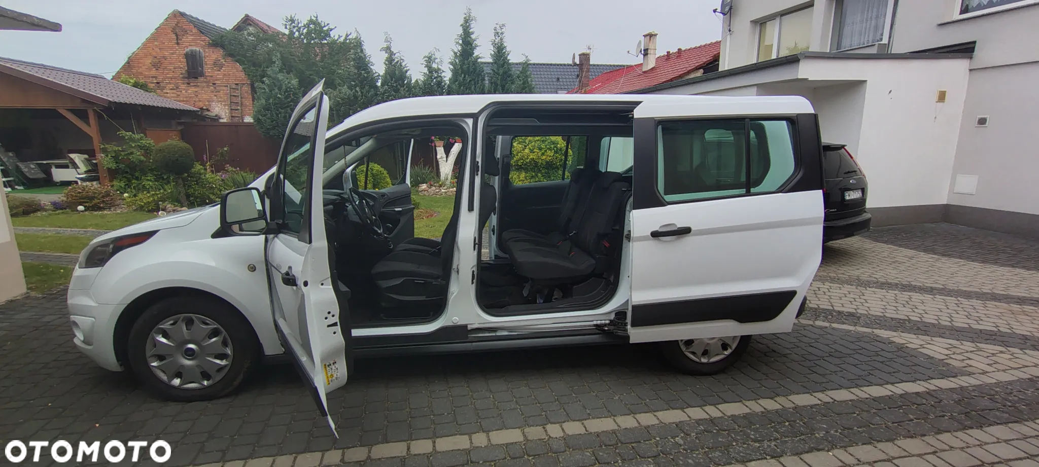 Ford Transit Connect - 4