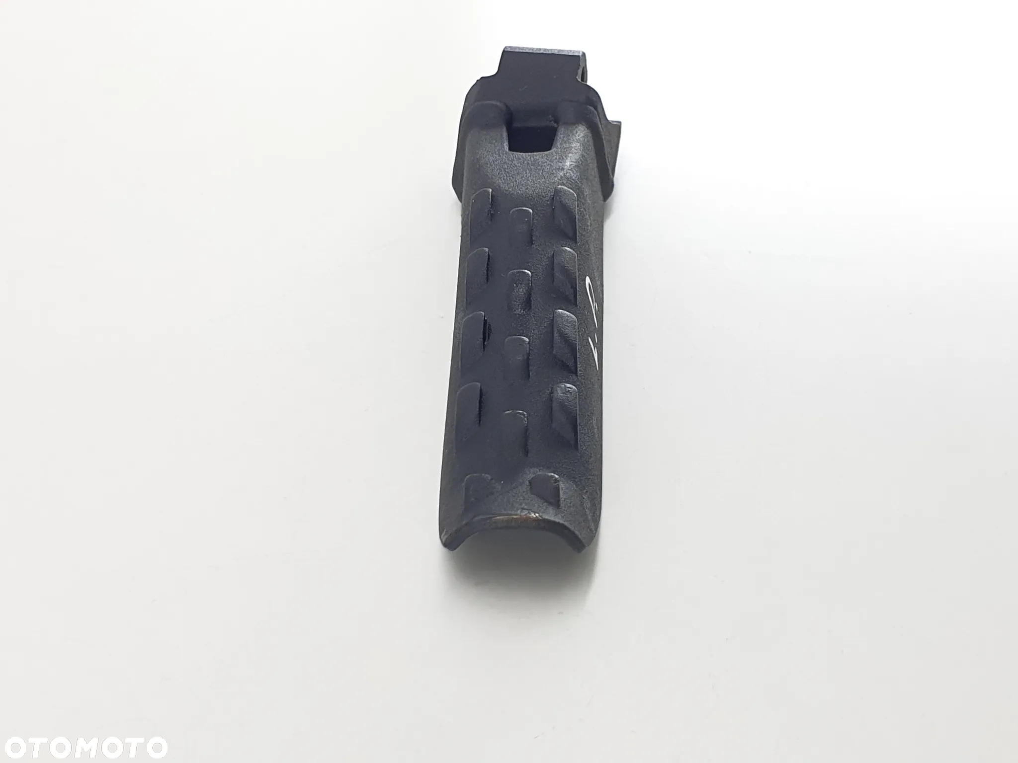 PODNOZEK LEWY STOPKA CAN AM RYKER - 3