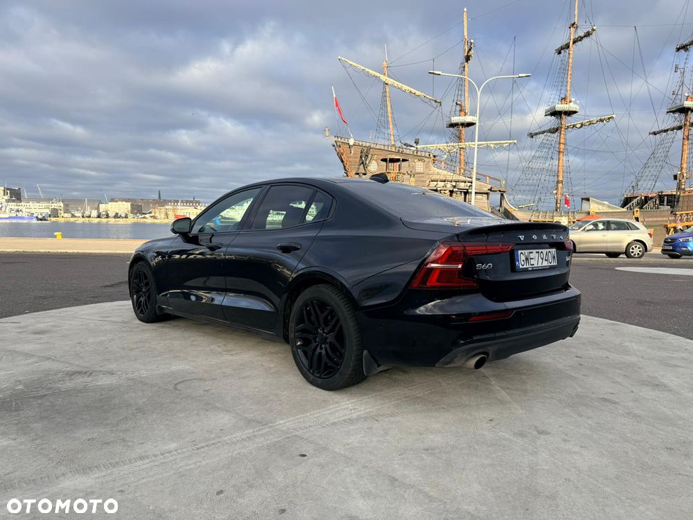 Volvo S60 T6 AWD Momentum Pro - 6
