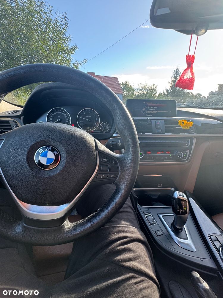 BMW Seria 3 325d Luxury Line - 7