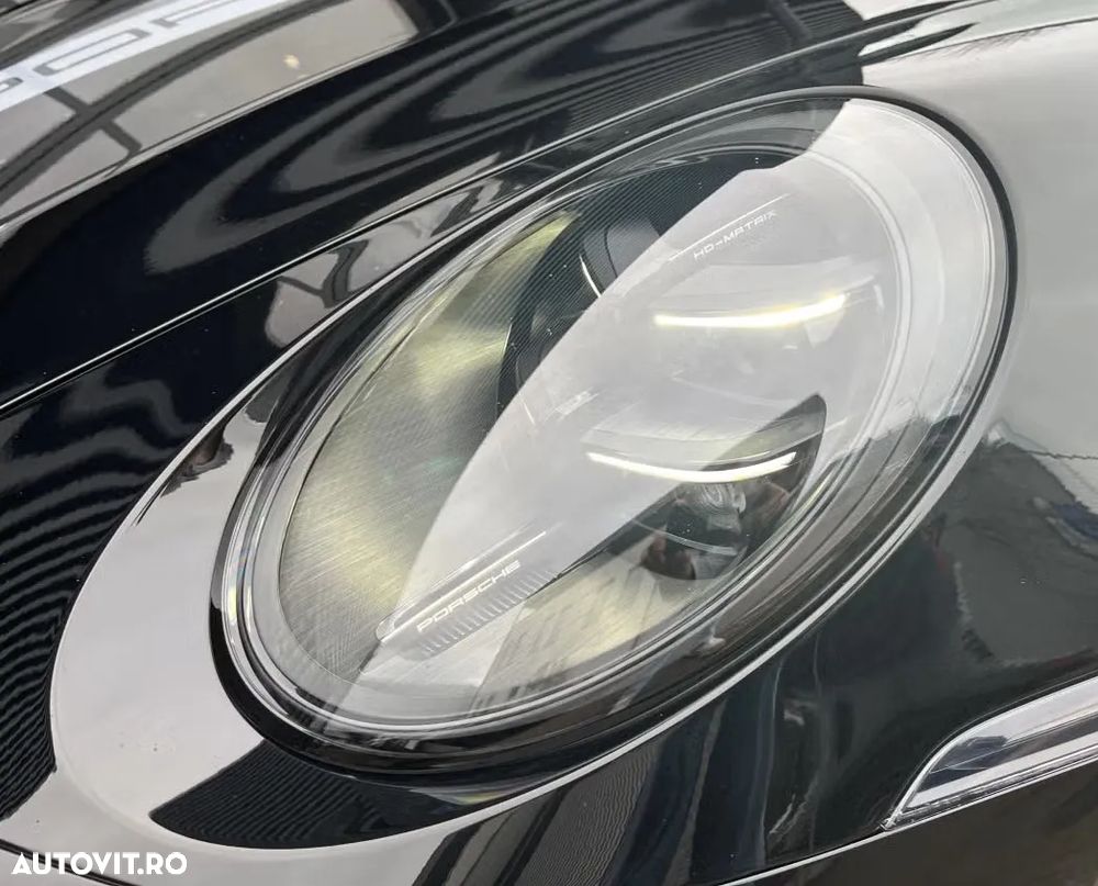 Porsche 911 Carrera PDK - 8