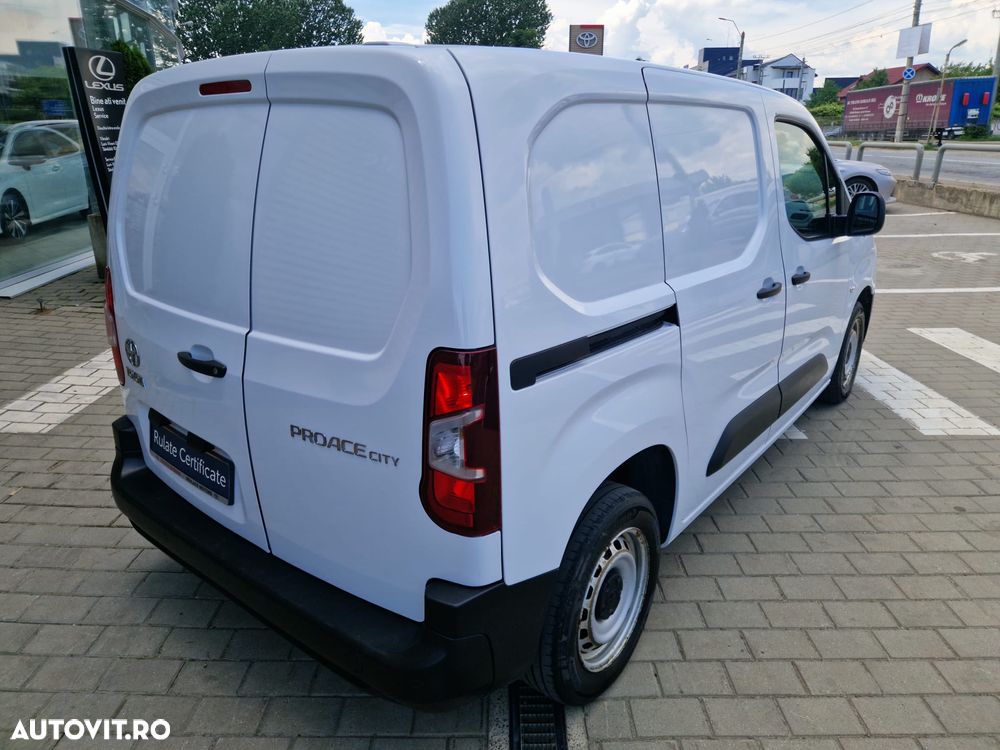 Toyota Proace 1.5 D-4D L1 Combi - 8