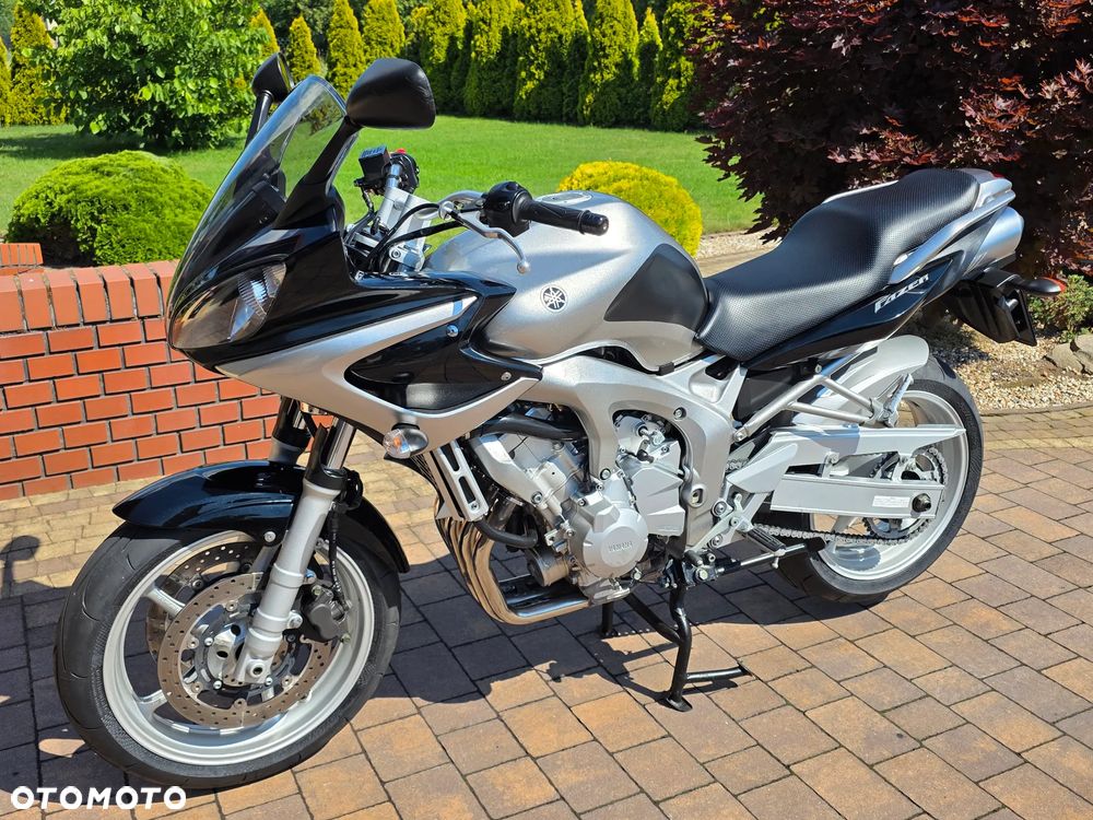Yamaha FZ6 - 2