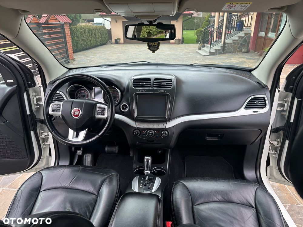 Fiat Freemont 2.0 Multijet 16V DPF Automatik Allrad Lounge - 10